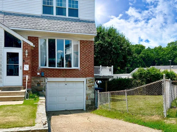 10920 Modena Pl, Philadelphia, PA 19154