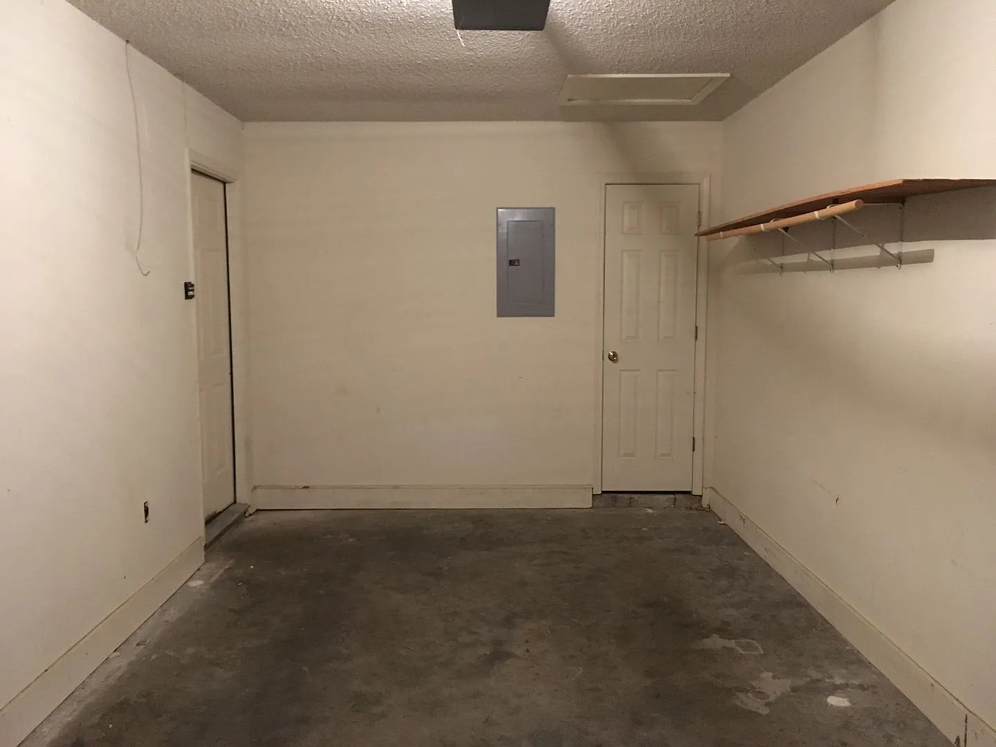 403 Valley Drive — Photo 4