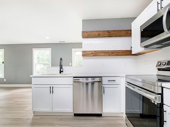 5th image of 6747 Wimbledon Dr