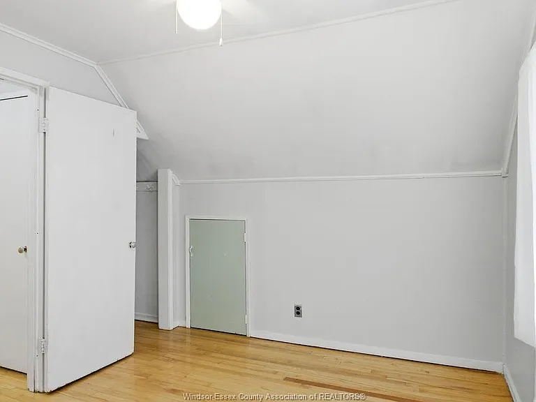 866 Francois Ct — Photo 21