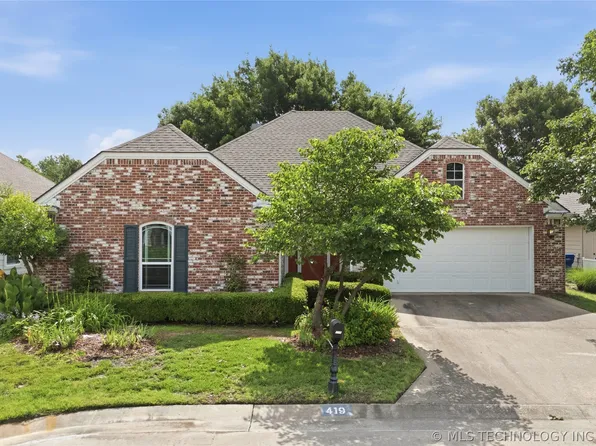 419 N Forest Ridge Blvd, Broken Arrow, OK 74014