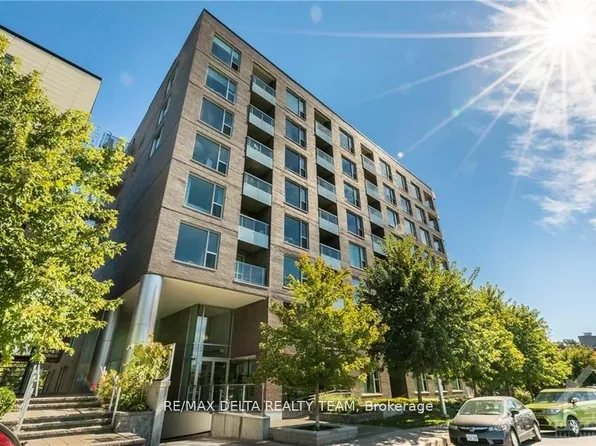 300 Lett St #C-420, Ottawa, ON K1R 0B8