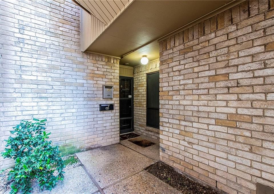 1st image of 3125 Willowbrook Ct