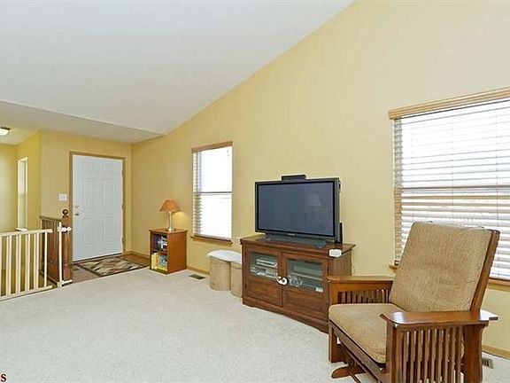 5th image of 4974 Hurstborough Ct