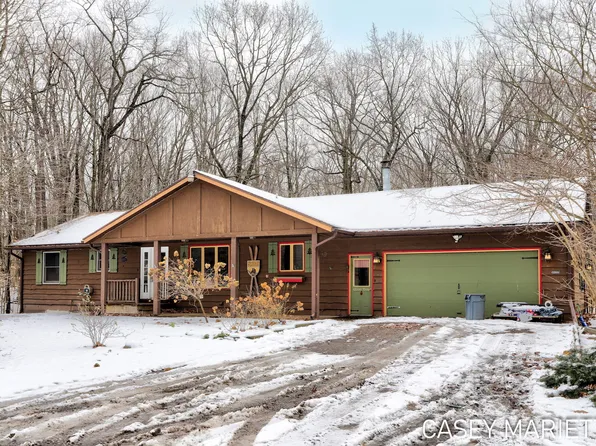 6832 123rd Ave, Fennville, MI 49408