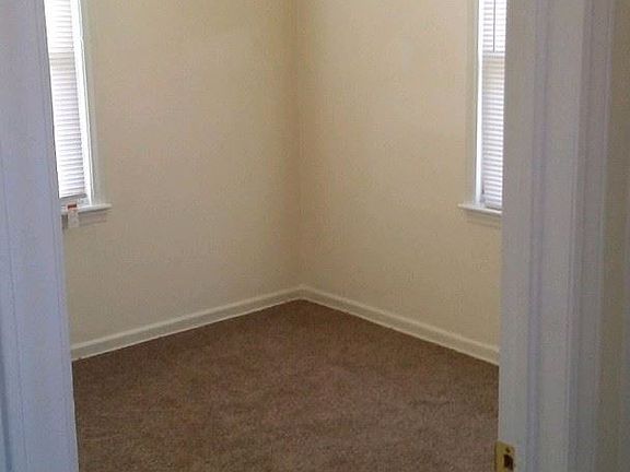 5th image of 3414 Monroe Ave