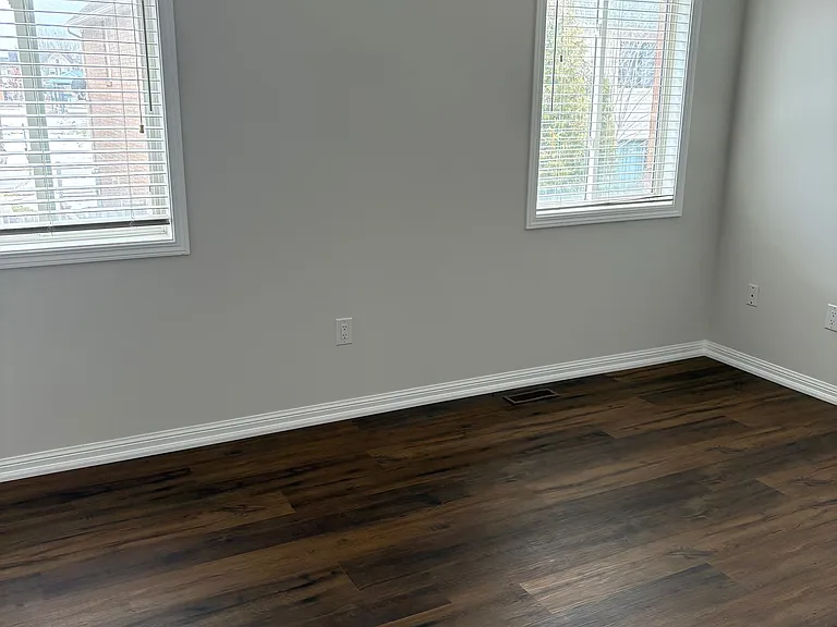 440 Bundy Dr — Photo 10