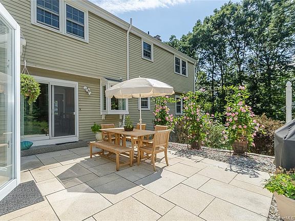 4th image of 253 Natchaug Dr
