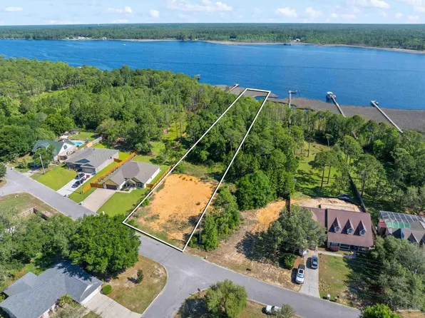 7956 Sleepy Bay Blvd, Navarre, FL 32566