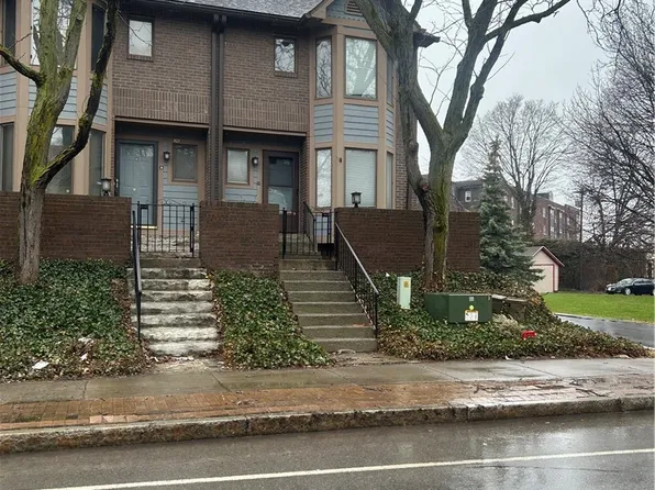 395 Alexander St APT 12, Rochester, NY 14607