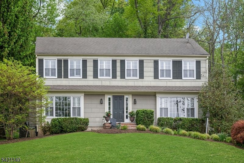 1st image of 744 River Rd