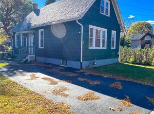 18 Langham St, Rochester, NY 14621