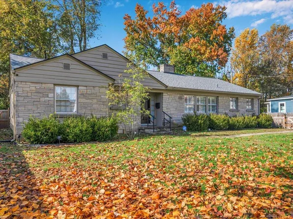 351 N 1st St, Danville, KY 40422