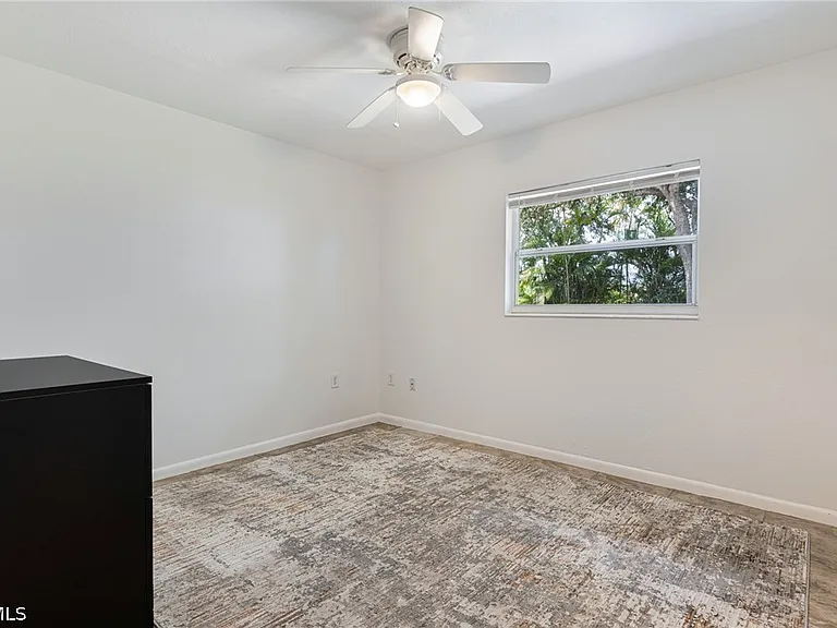 18597 Marco Blvd — Photo 8