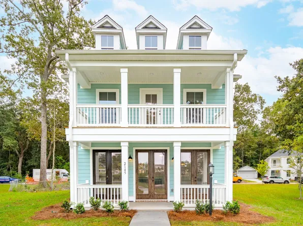 Homes Available Soon, Carnes Crossroads