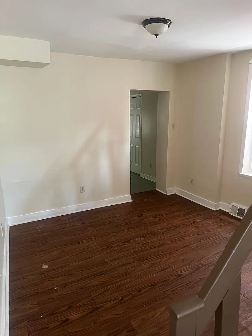 405 E Rittenhouse St — Photo 4