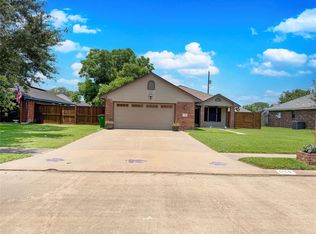 1159 Carey Dr, Angleton, TX 77515