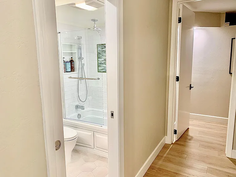 3916 Riviera Dr #408 — Photo 19