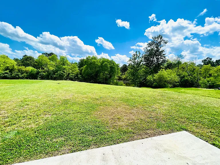 469 W Perry Rd — Photo 18