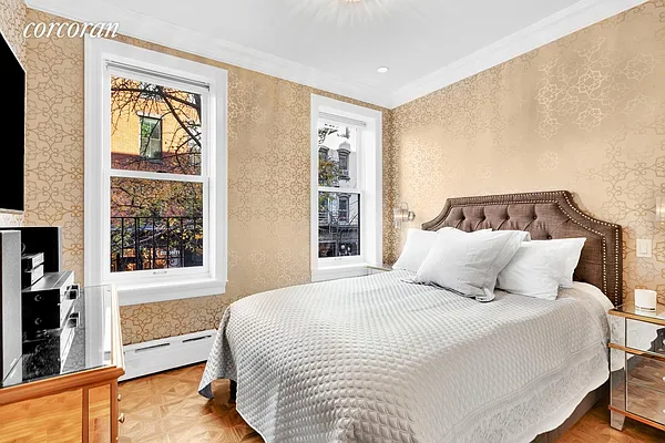 Rented by Corcoran | media 12