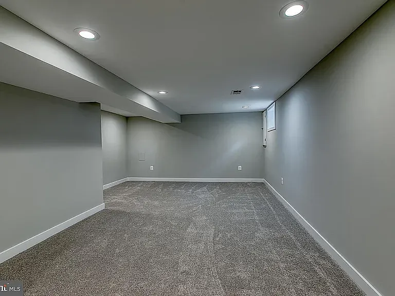 3932 Vermont Ave — Photo 24