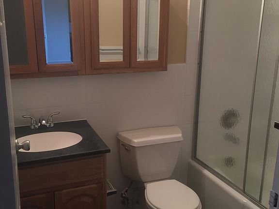 5th image of 14016 34th Ave #12F