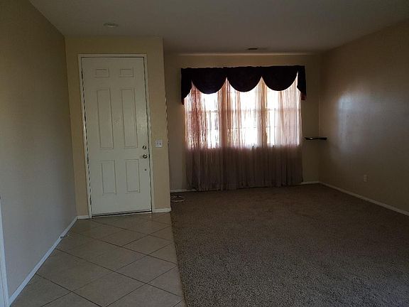 5th image of 3325 Pocahontis St