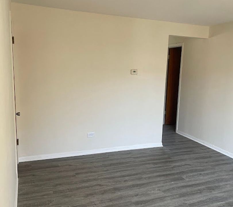1st image of 12619-12623 S Lincoln St #12619-203