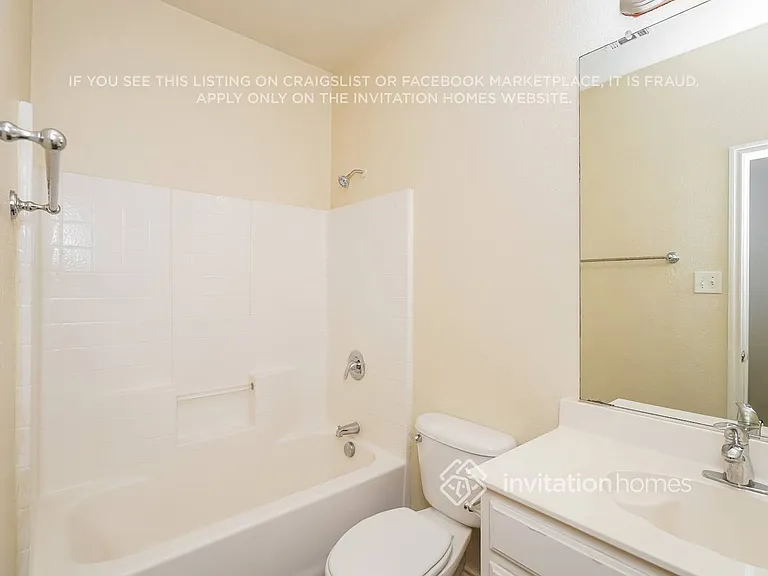 9217 Askew St — Photo 16