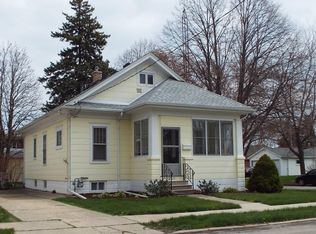 7023 27th Ave, Kenosha, WI 53143