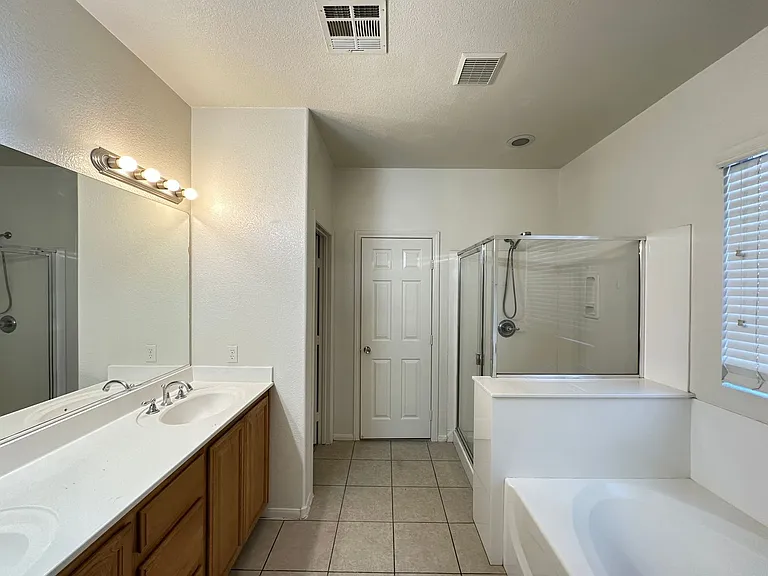 4109 Karma Dr — Photo 9