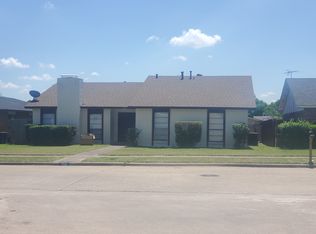 2522 Pinebluff Dr, Dallas, TX 75228