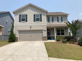 6835 Lake Overlook Ln, Flowery Branch, GA 30542