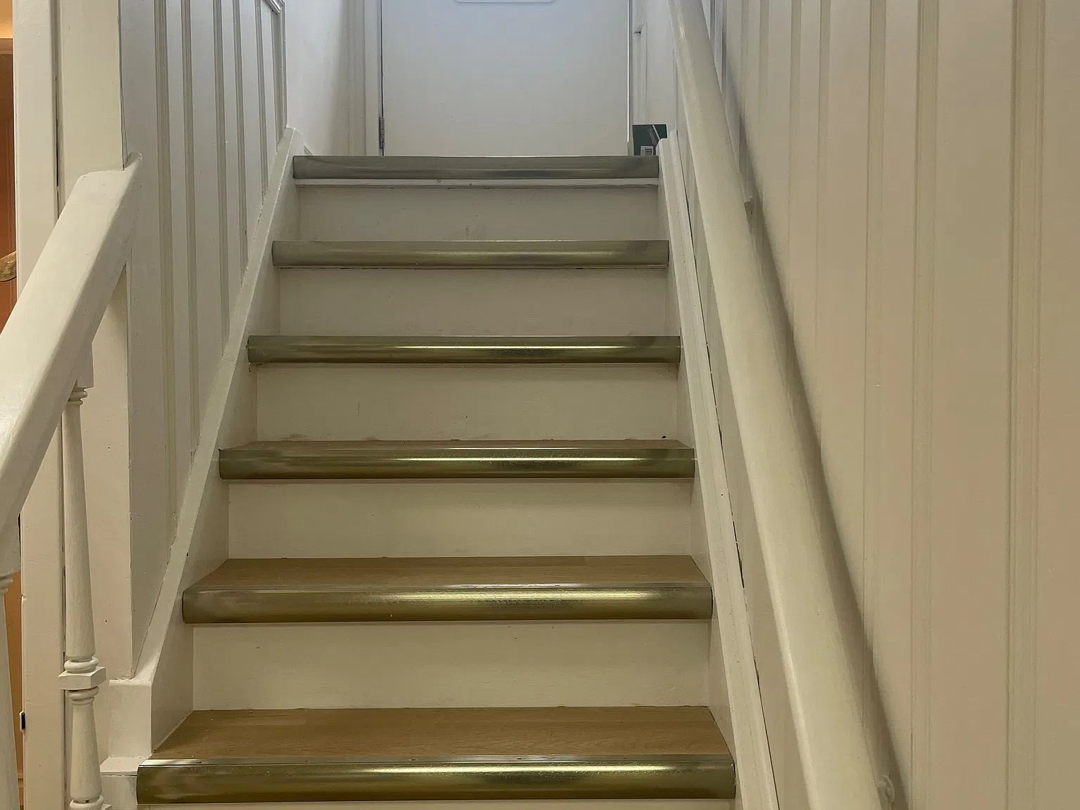 2 bed, $1,650 — Photo 3
