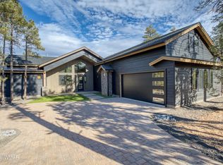 3890 W Hawthorn Rd, Show Low, AZ 85901