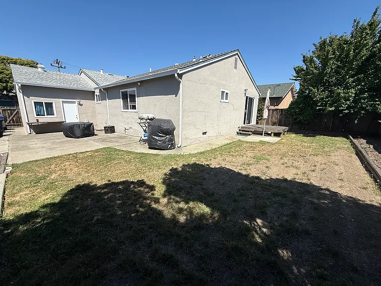 36483 Coronado Dr — Photo 24
