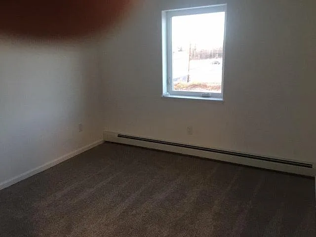 4 bed, 2.5 bath, 1540 sqft, $2,850 — Photo 4