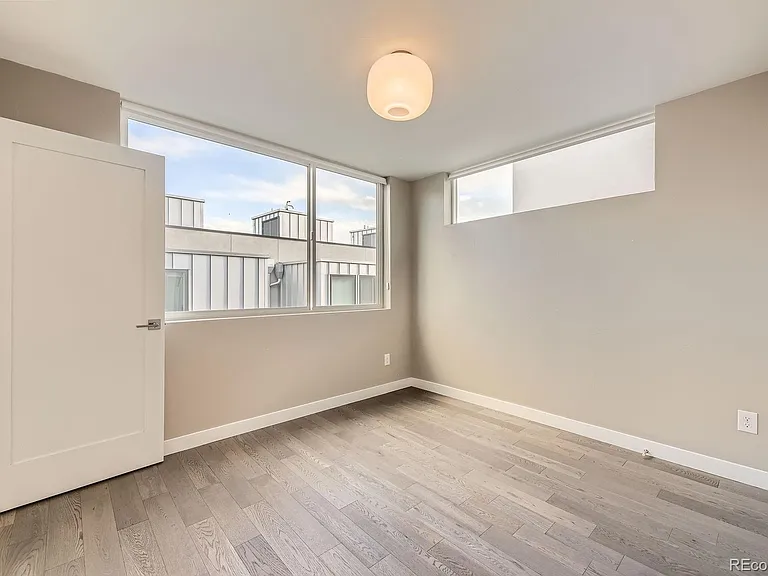 1612 Irving St #4 — Photo 9
