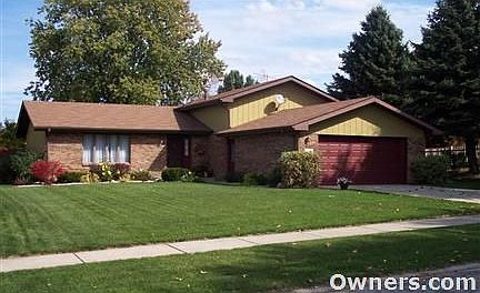 1st image of 2405 Rolling Hill Dr