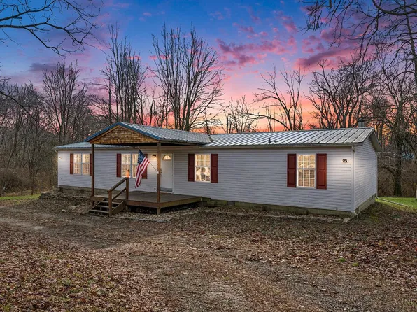 25 Diehl Ave E, Mowrystown, OH 45155