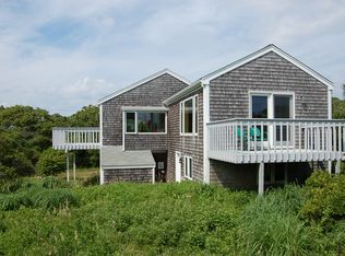 3 Attaquin Way, Aquinnah, MA 02535