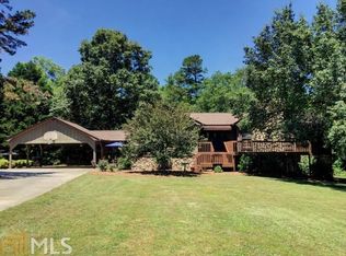 616 Deer Run Ln, Bowersville, GA 30516