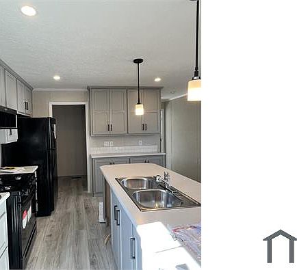 4th image of 12 Eagle Ave