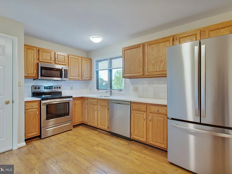 109 Foxfire Dr — Photo 10