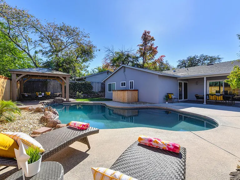 5613 Phlox Ct — Photo 30