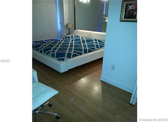 3rd image of 5601 Collins Ave #0