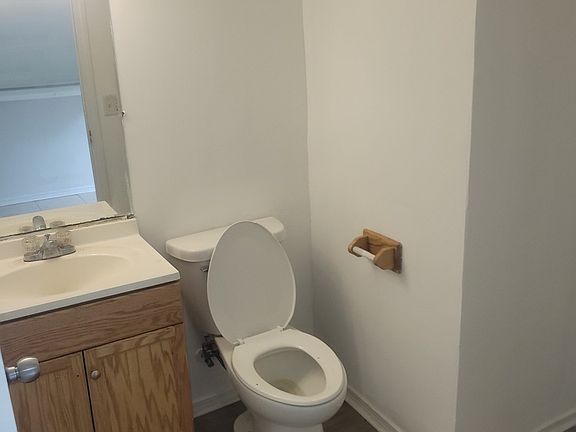 4th image of 1625 215th Pl