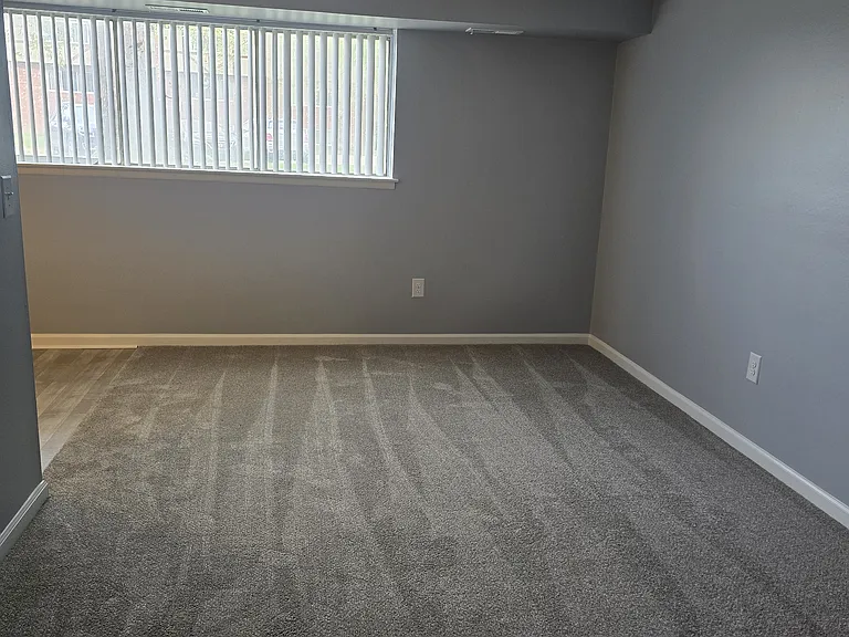 Park Hill Apartments — Photo 44