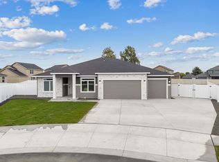 709 N Thrush Ct, Moses Lake, WA