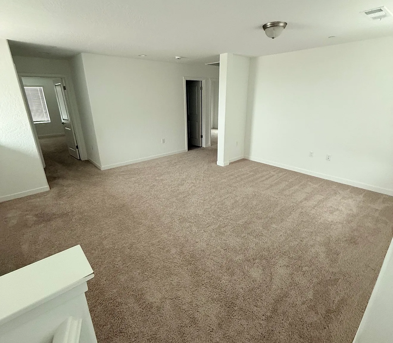 3 bed, 2.5 bath, 1908 sqft, $2,700 — Photo 4